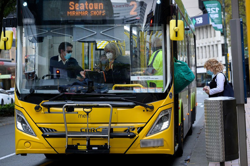 뉴질랜드 웰링턴 수도의 버스. 사진: 신화통신