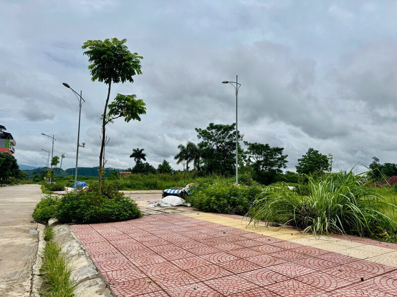 Khu tai dinh cu tram ti nay hoang tan, vang lanh. Anh: Khanh Linh