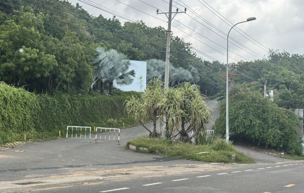 Loi vao va ben trong du an San Golf Hon Rom. Anh: Duy Tuan 