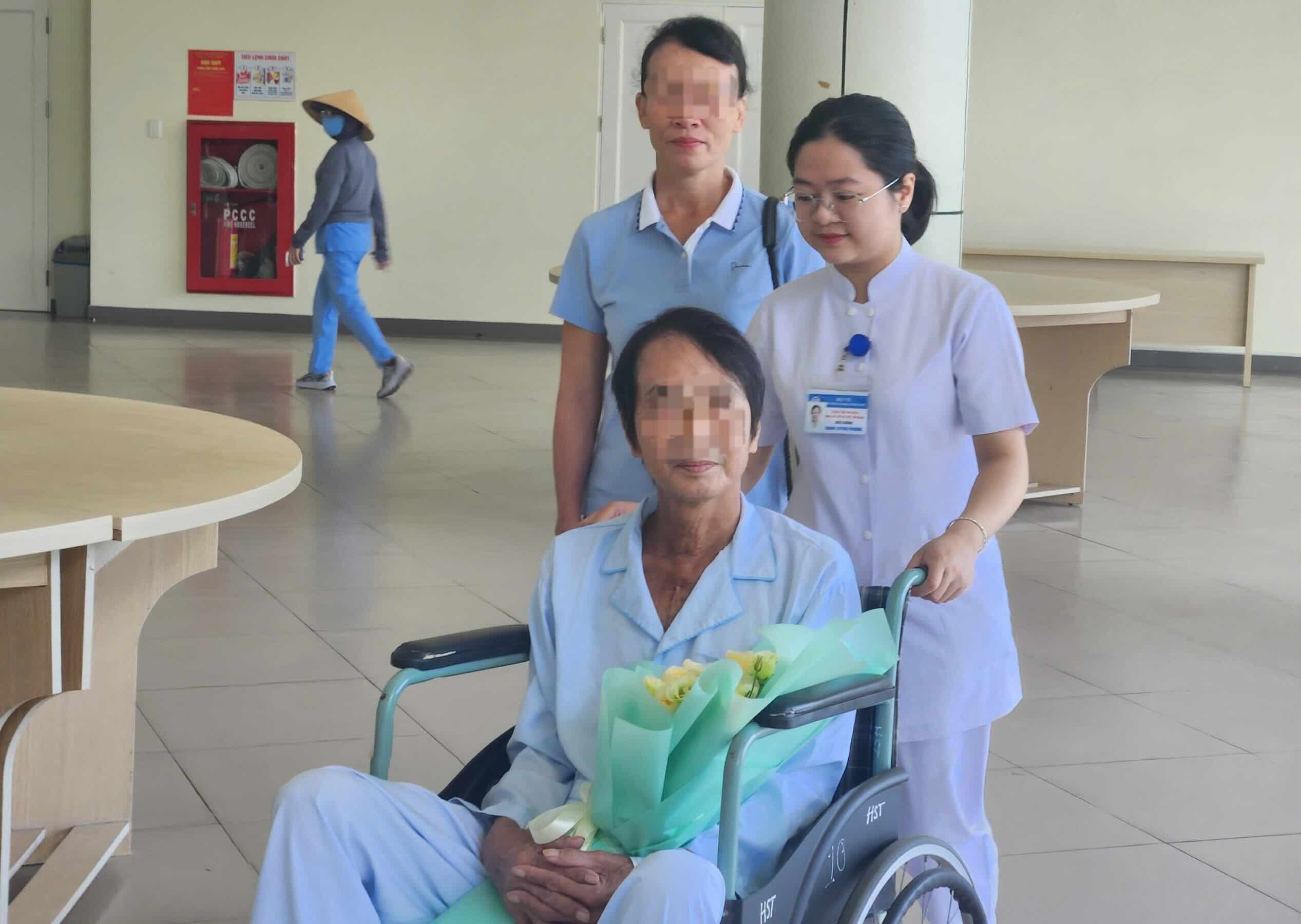 The oldest case of cross-Vietnam heart transplant at Hue Central Hospital was discharged from the hospital.