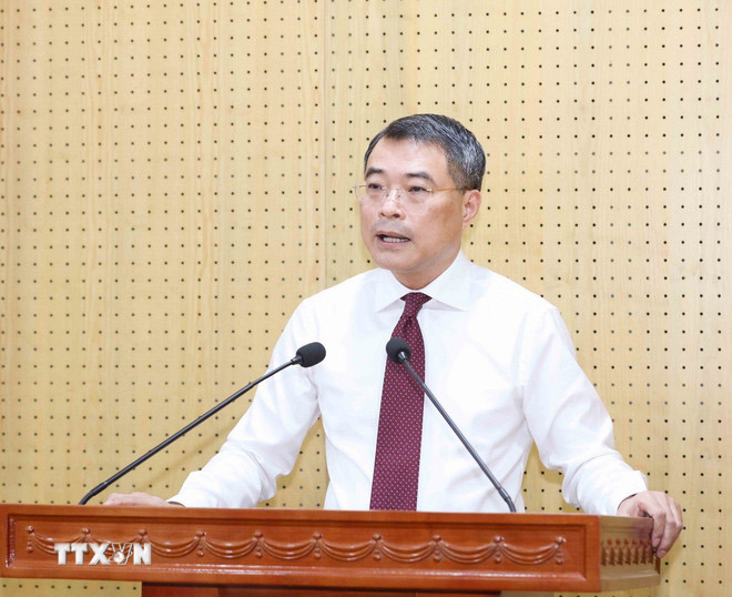 Ong Le Minh Hung, Uy vien Bo Chinh tri, Bi thu Trung uong Dang, Truong Ban To chuc Trung uong, phat bieu tai Hoi nghi. (Anh: Phuong Hoa/TTXVN).