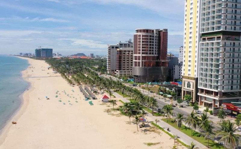 Da Nang received comments from people about the sea encroachment project, proposing "Love Bay". Photo: Tran Thi