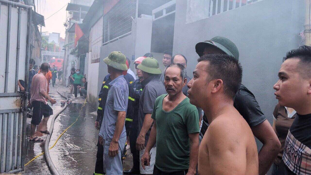 하이퐁 좁은 골목길 주택 화재. 사진: 주민 제공