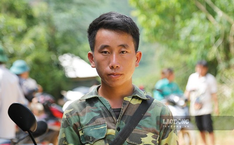 Mr. Mua A Thi (26 years old) - Head of Hang Pu Xi village, Xa Dung commune, Dien Bien province. Photo: Quang Dat