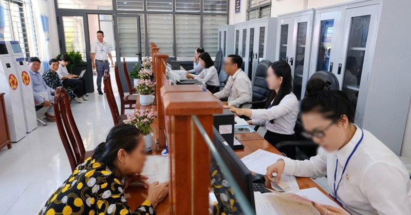 Chỉ đạo của Thủ tướng: Đảm bảo đủ nhân lực, nâng cao hiệu quả giải quyết thủ tục hành chính