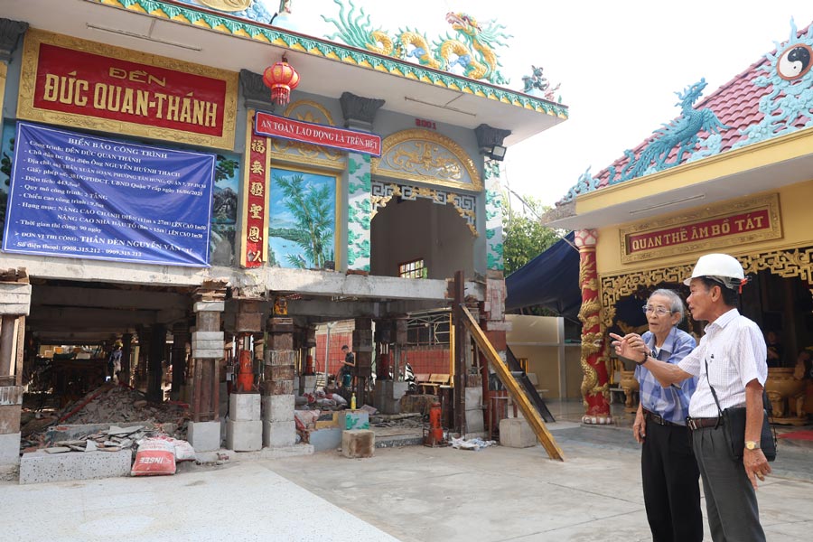 Selectionner le temple antique de pres de 2 siecles a hauteur de 1 5 m pour lutter contre les inondations a Ho Chi Minh-Ville
