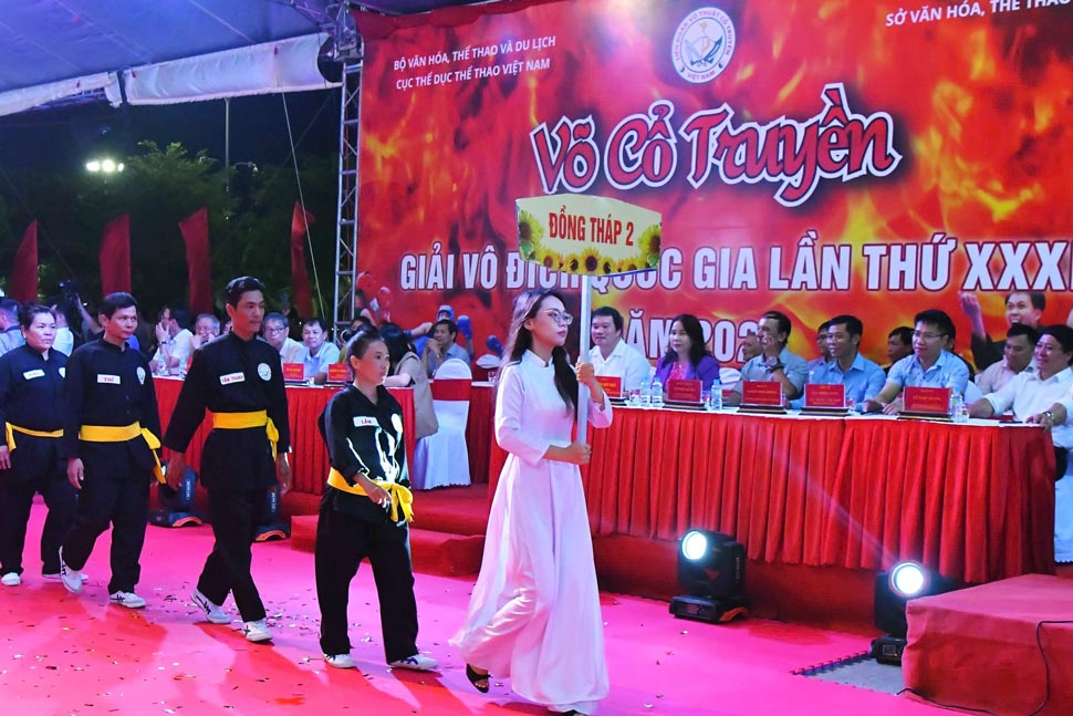 Gia Laiで開催された第34回全国伝統武術選手権大会に約700人の武道家が参加。写真:VHTTDL局