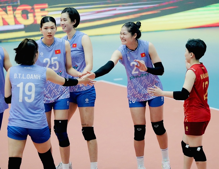 The Vietnam women's volleyball team is determined to compete for achievements in the second phase of the 2025 SEA V.League. Photo: VFV