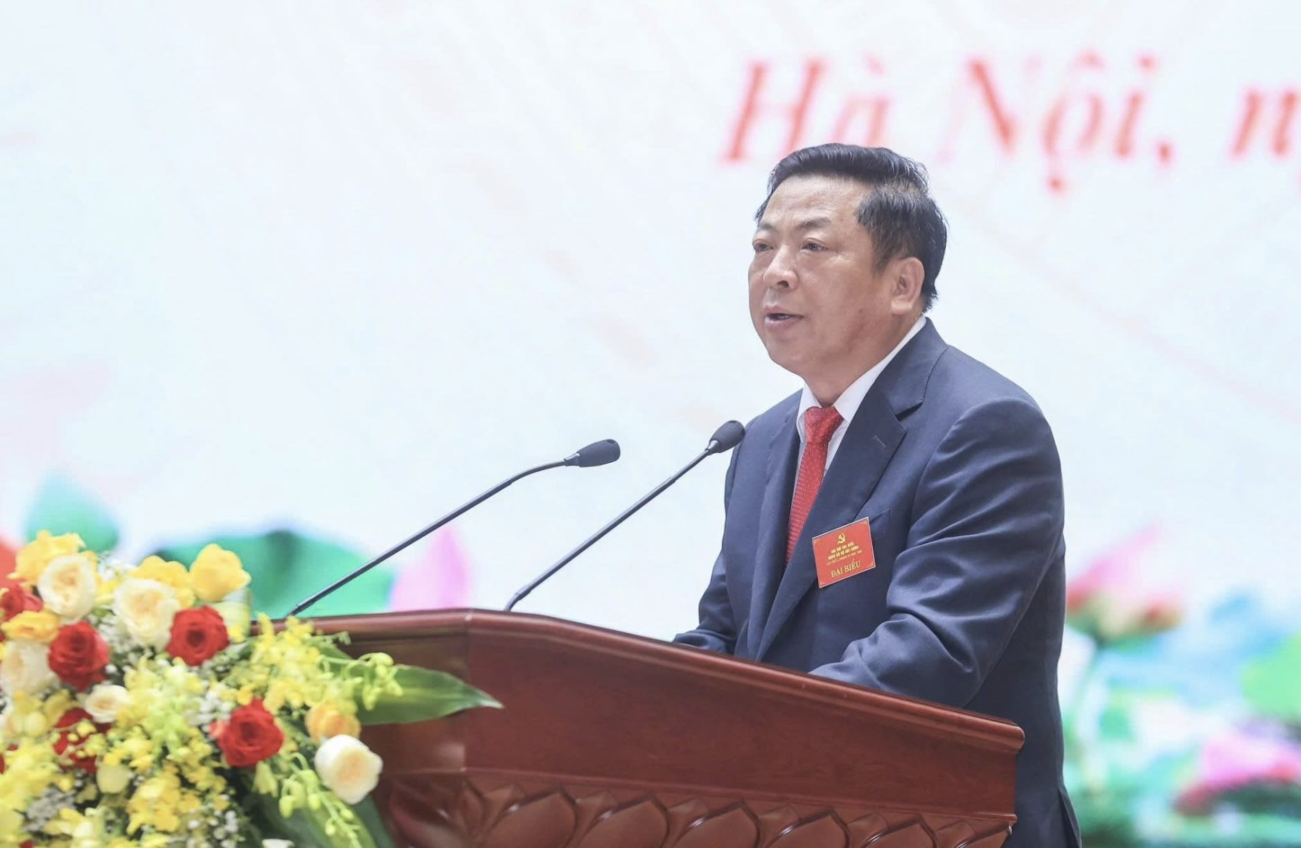 Dong chi Tran Hong Minh - Uy vien Ban Chap hanh Trung uong Dang, Uy vien Ban Chap hanh Dang bo Chinh phu, Bi thu Dang uy, Bo truong Bo Xay dung de nghi cac cap uy dang chi dao trien khai hoan thanh tot cac nhiem vu trong tam toan nganh. Anh: Bo Xay dung