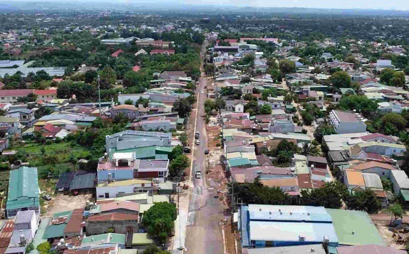 In recent years, land auctions have brought in a large source of revenue for the State budget of Dak Lak province. Photo: Bao Trung