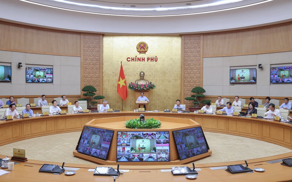 Thu tuong Chinh phu Pham Minh Chinh chu tri phien hop Chinh phu thuong ky thang 7. Anh: VGP