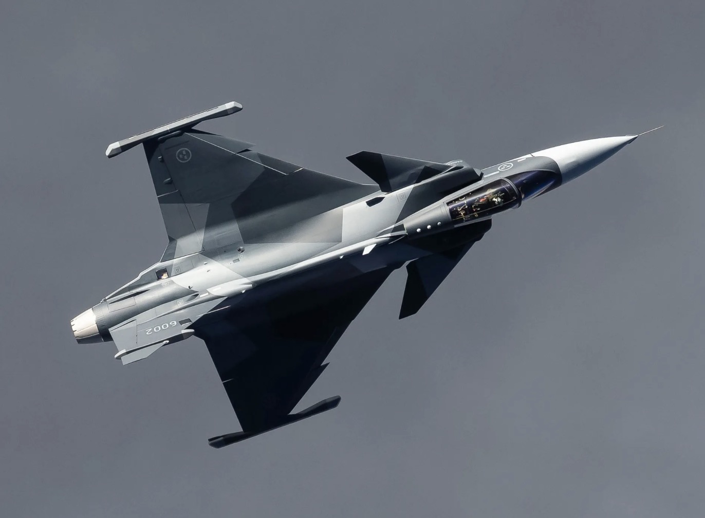 태국 내각은 10억 바트(6억 달러) 상당의 그리펜 E/F 전투기 구매를 승인했습니다. 사진: Saab AB