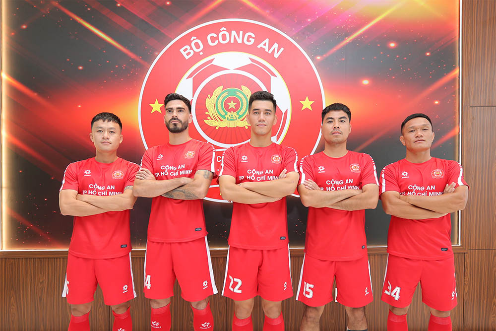 Dan tan binh dang chu y cua Cong an TPHCM. Anh: CA TPHCM