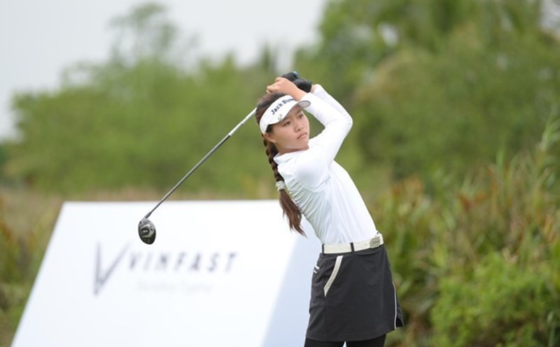 Golf player Le Chuc An is one of the faces that will participate in the training session with foreign experts. Photo: Nhu Y