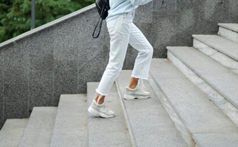 Walking 6-6-6, the secret to forming a sustainable exercise routine. Photo: Thuy Duong