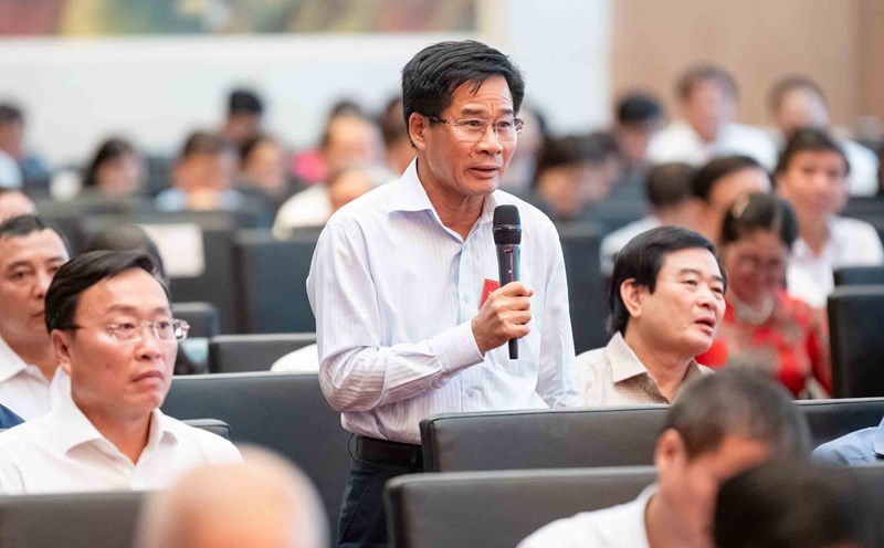 Mr. Le Dinh Thang - Chief Auditor of the State Audit Office, Sector 2 - said that there are projects of thousands of hectares that have been abandoned for 20 years but the State has not collected taxes. Photo: Pham Thang