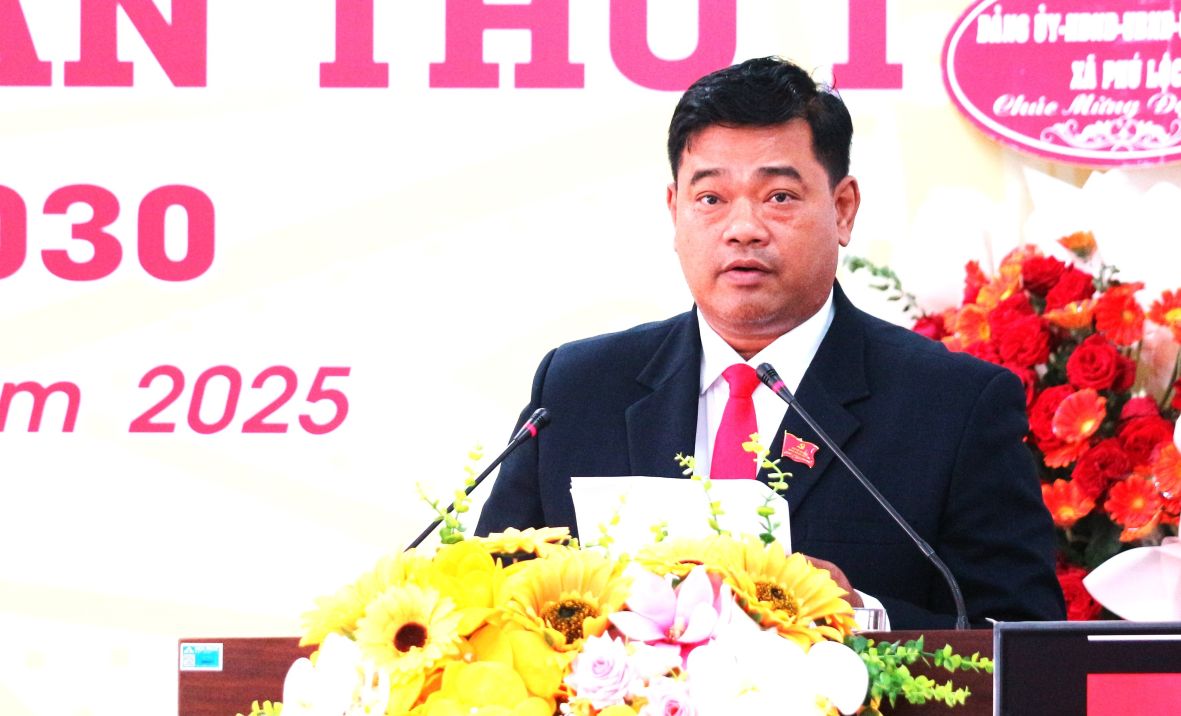 El Sr. Thach Minh Hoai fue nombrado Secretario del Comite del Partido de la comuna de Lam Tan ciudad de Can Tho. Foto: Phuong Anh