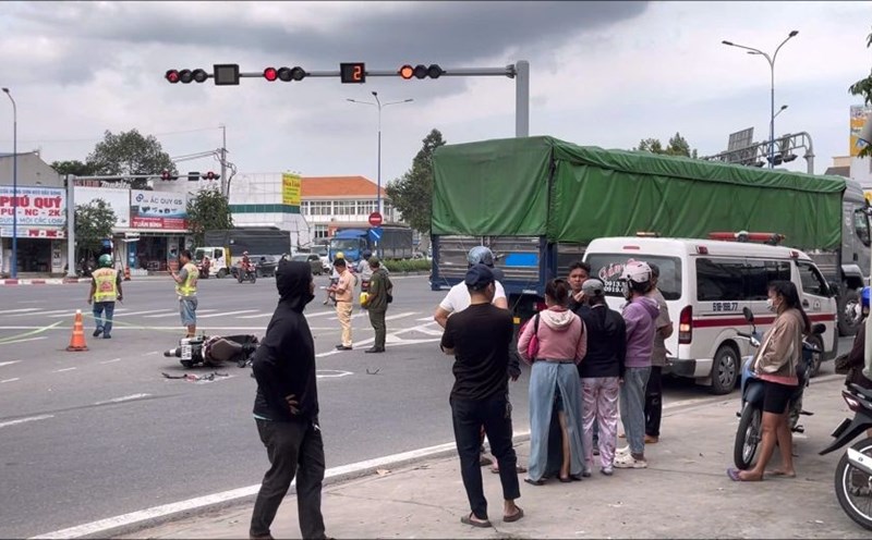 The scene of the accident that killed the woman. Photo: Dinh Trong