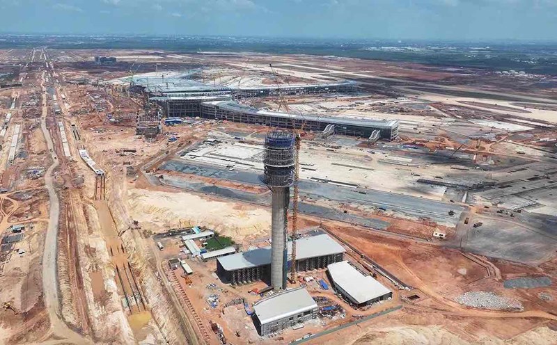 In Dong Nai province, a North-South high-speed railway passenger terminal will be arranged in the Long Thanh international airport area. Photo: HAC