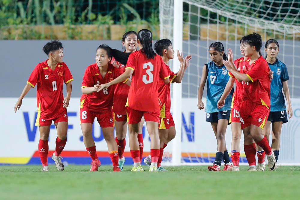 The Vietnamese women's team started smoothly at the 2025 Southeast Asian Women's Football Championship. Photo: Minh Dan
