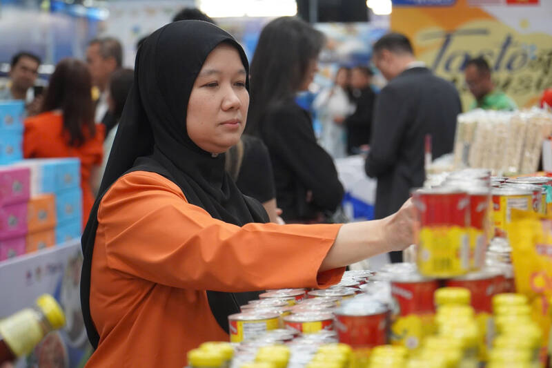 Vietnamese enterprises have many development opportunities in the Halal food sector. Photo: Ngoc Le