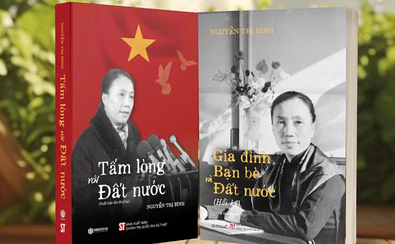 The book "A broken heart with the Fatherland" and the book "Family, friends and the Fatherland" by former Vice President Nguyen Thi Binh. Photo: Ai Van