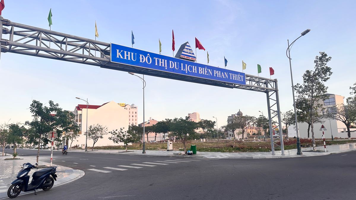 Ben trong Khu do thi du lich bien Phan Thiet hien nay. Anh: Duy Tuan