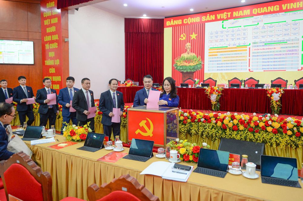 Cac dai bieu bo phieu tai Dai hoi. Anh: Dac Huy