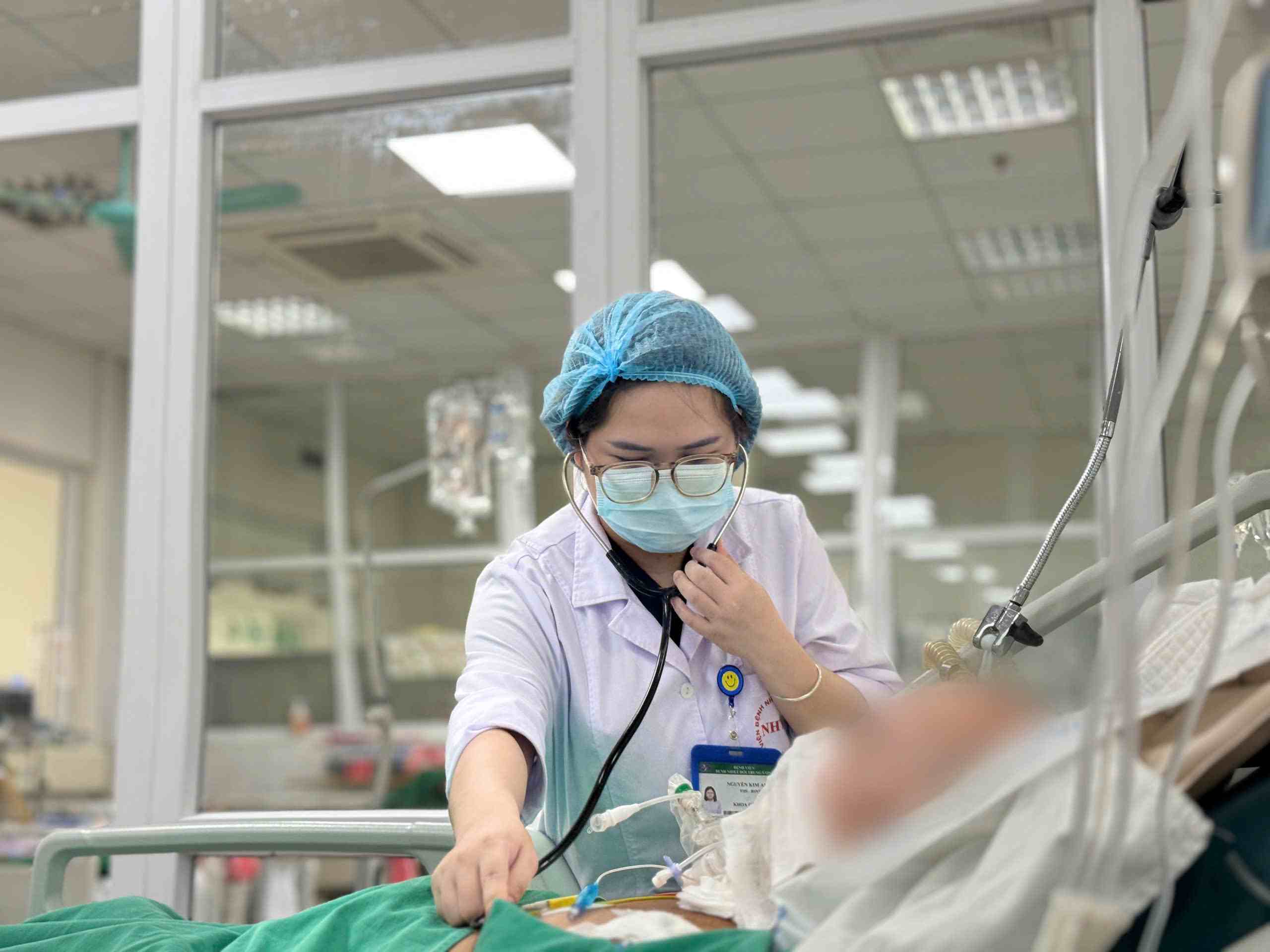 Paciente con tos se salva con exito. Foto: Thanh Dang