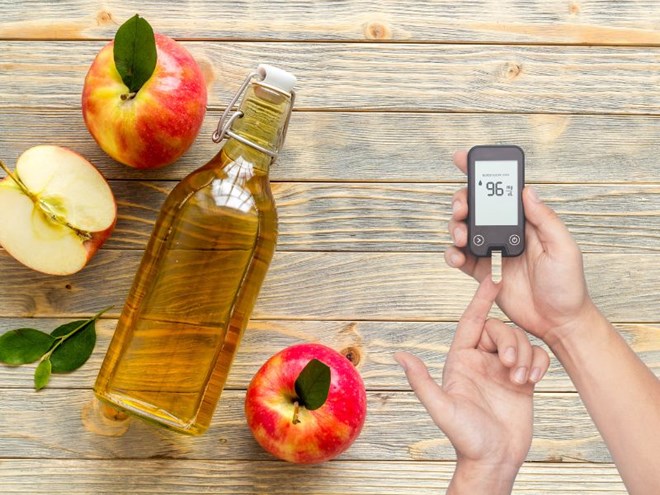 Common mistakes when using apple cider vinegar can be harmful to health. Graphics: Ha May