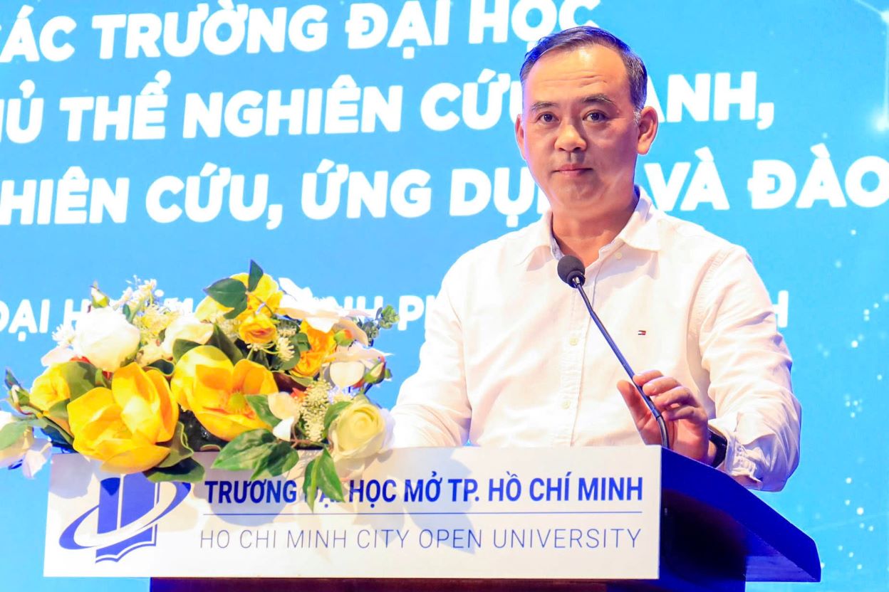 Anh: Nguyet Minh