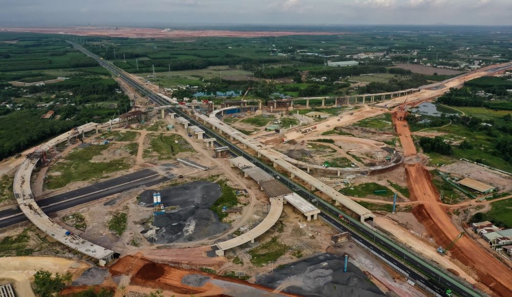 Doan cuoi cua du an mo rong cao toc TP.HCM – Long Thanh – Dau Giay se ket noi truc tiep voi cao toc Bien Hoa – Vung Tau, tao truc giao thong lien hoan khu vuc Dong Nam Bo.