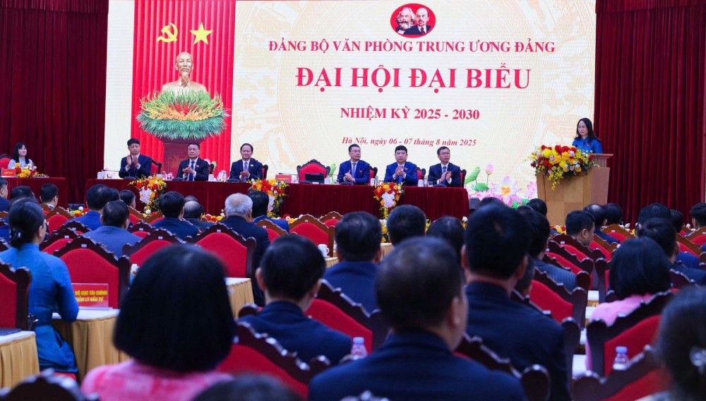 Quang canh Dai hoi chieu 7.8. Anh: Thu Ha