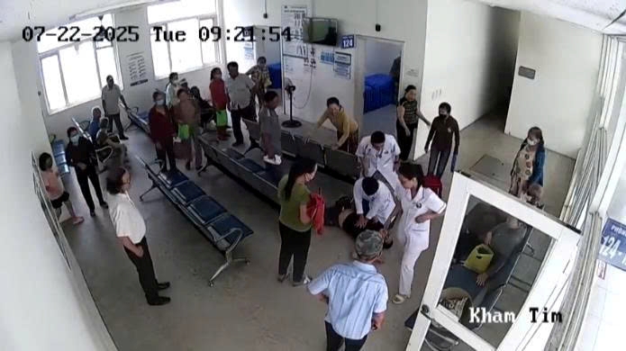 Benh nhan 33 tuoi o Quang Ngai bat ngo ngung tim khi dang cho kham o Benh vien da khoa Trung uong Quang Nam. Anh: DVCC