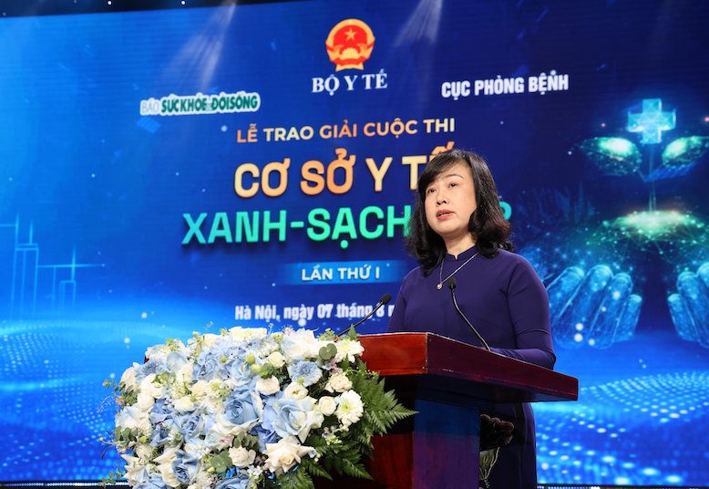 Bo truong Bo Y te Dao Hong Lan phat bieu tai le trao giai. Anh: Bo Y te