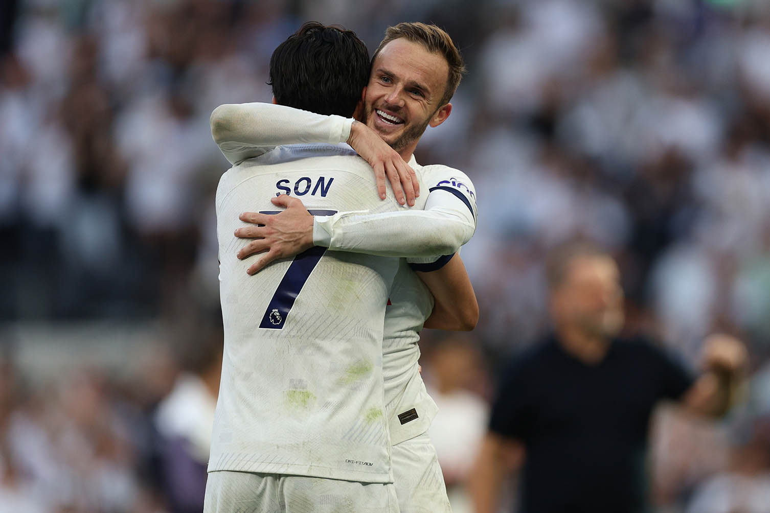 Ca Son va Maddison se khong cung xuat hien trong mau ao Tottenham o Prmier League mua toi. Anh: AFP