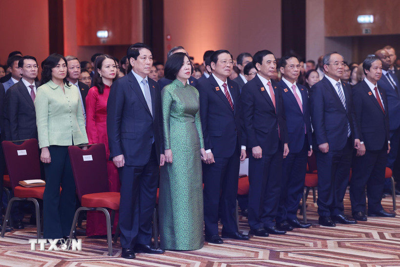Politburo member and President Luong Cuong and his wife, along with the high-ranking Vietnamese delegation, attended the ceremony. Photo: VNA