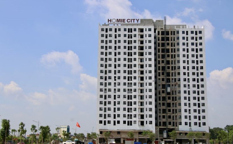The 18-storey social housing apartment building in Thai Nguyen is about to be completed, helping low-income workers have a place to live. Photo: Dang Vu