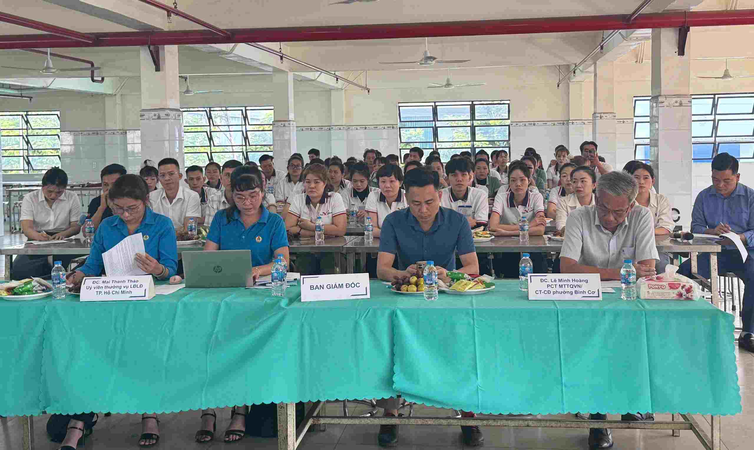 베트남 TNT 생산 유한 회사 노동조합 설립 총회. 사진: Duy Linh
