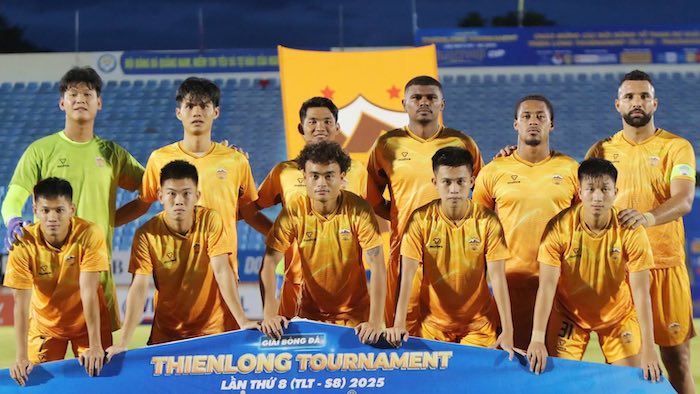 Hoang Anh Gia Lai lost friendly matches in Thailand. Photo: HAGL FC