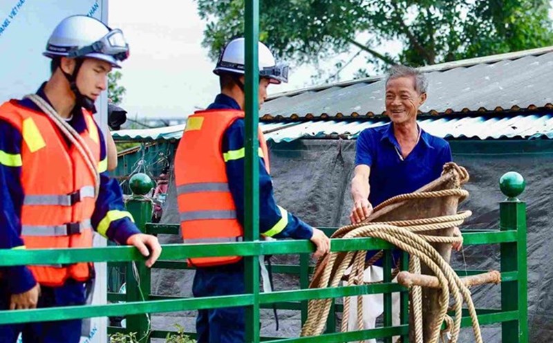 People need to be ready to cope with the tropical depression. Photo: Duy Minh