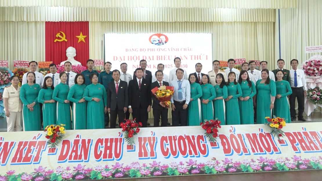 Ban Chap hanh Dang bo phuong Vinh Chau, TP Can Tho. Anh: Chi Thanh
