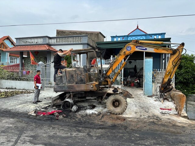 Hiện trường vụ hủy hoại tài sản. Ảnh: Công an TP Hải Phòng

