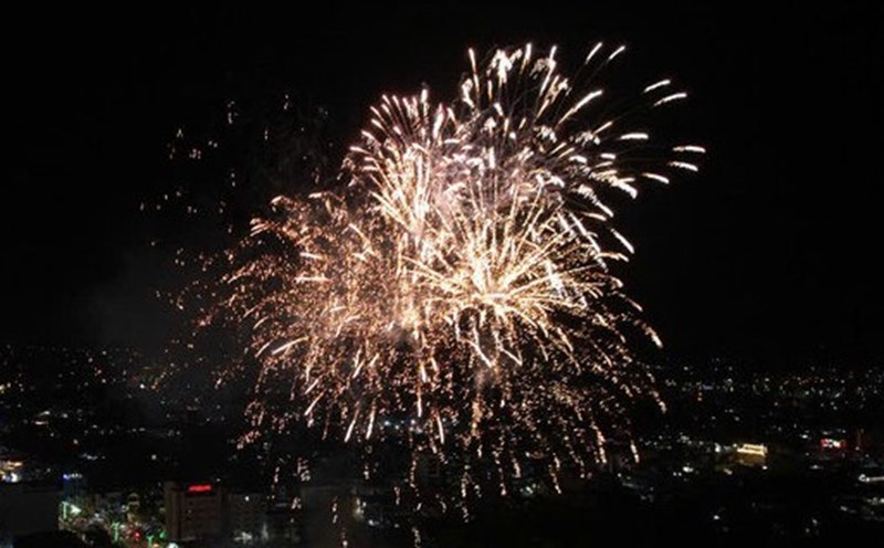 Hanoi fireworks display within the framework of the art program "Fatherland in the heart", celebrating the 80th anniversary of the August Revolution and National Day on September 2.