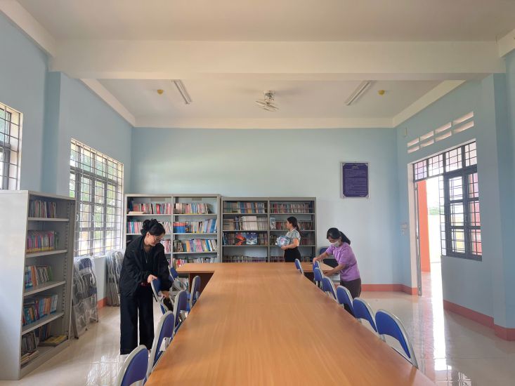 Teachers prepare to welcome the new school year. Photo: Thanh Tuan