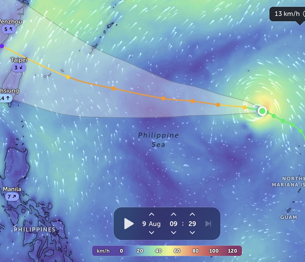Location of Typhoon Podul on the morning of August 9. Photo: Zoom Earth