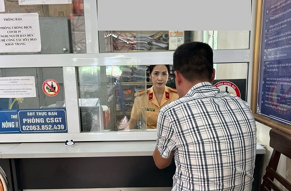 En los ultimos tiempos la policia de Cao Bang ha multado en frio en muchos casos. Foto: Policia de Cao Bang