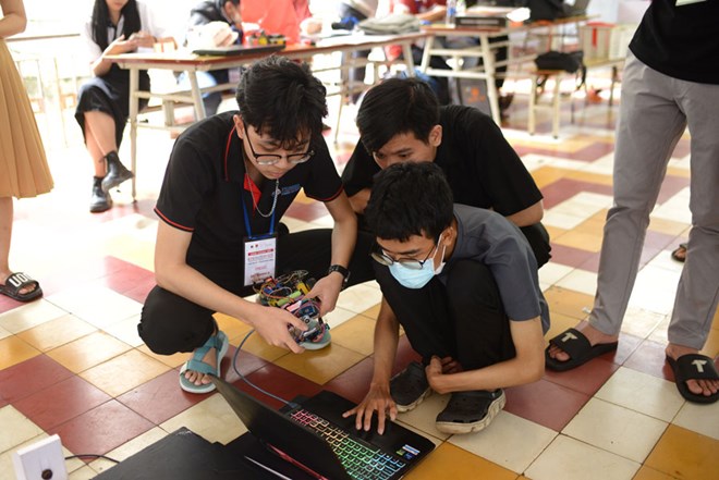Da Nang se prepara para organizar la 'Semana de Finanzas y Tecnologia 2025' conectando todo el mundo. Foto: Thuy Trang