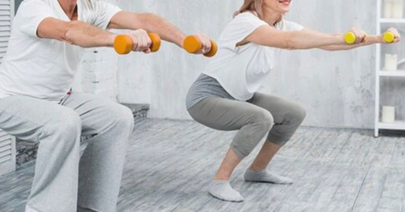 Bí Quyết Sống Khỏe Mạnh Sau 70: Chế Độ Ăn Uống & Vận Động Đơn Giản, Xua Tan Đau Nhức