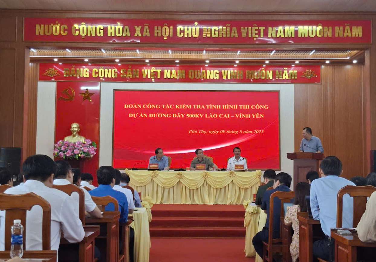 Thu tuong Chinh phu Pham Minh Chinh yeu cau dut khoat den 19.8.2025 phai hoan thanh du an de tang cuong kha nang van hanh an toan, on dinh cua He thong dien quoc gia. Anh: Tuyet Lan